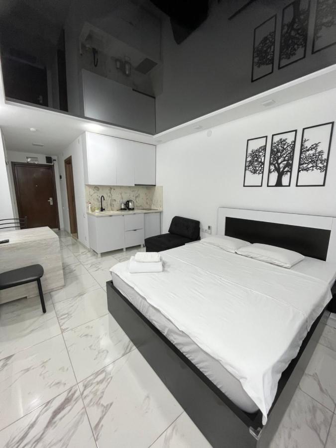 Sea View Studio Apartment In Orbi Residence Batumi Exterior photo